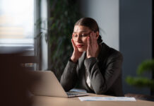Toxic Productivity: Γιατί νιώθετε ενοχές όταν δεν κάνετε «αρκετά»;
