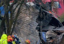 Τέμπη: Συγγενείς θυμάτων ζήτησαν από τον Άρειο Πάγο την κακουργηματική δίωξη του Κώστα Καραμανλή