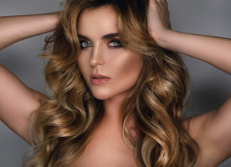 Toasty makeup: Το κορυφαίο beauty trend του καλοκαιριού σύμφωνα με το TikTok