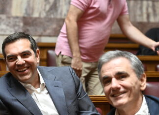 Ευκλείδης Τσακαλώτος για το αν είναι Αριστερός ο Αλέξης Τσίπρας: «Εξαρτάται ποια μέρα θα τον ρωτήσεις»