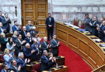 Παρασκηνιακές «ζυμώσεις» στη ΝΔ ενόψει της συνεδρίασης της ΚΟ και του συνεδρίου