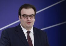 Πιερρακάκης: Έως τις 30 Σεπτεμβρίου παρατείνεται η ρύθμιση για τα δάνεια σε ελβετικό φράγκο – Τι είπε για τον Νόμο Κατσέλη και τον 13ο-14ο μισθό