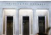ΤτΕ: Στο 2% η ανάπτυξη το 2026 και στο 2,1% το 2027 – Οι προκλήσεις για την ελληνική οικονομία και ο ρόλος της συμφωνίας ΗΠΑ-Ιράν