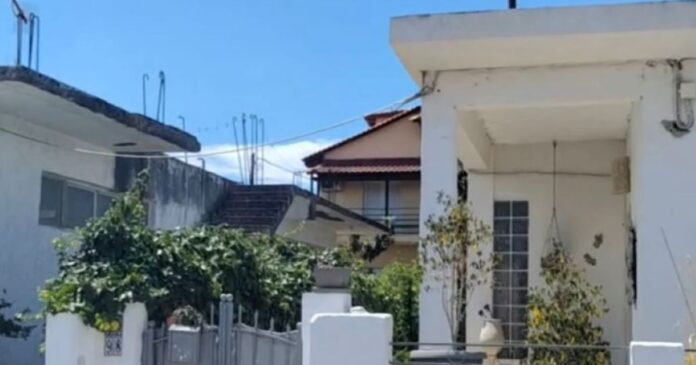 Αίγιο: DNA και πυρίτιδα θα «δείξουν» τον δράστη της διπλής δολοφονίας – Τελευταίο αντίο σήμερα σε μητέρα και γιο