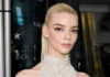 Anya Taylor-Joy: Το μινιμαλιστικό μακιγιάζ της με μεταξένια υφή που θέλουμε να αντιγράψουμε τώρα