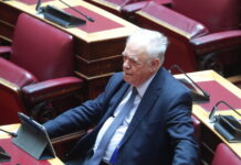Ο Γιάννης Δραγασάκης ορκίστηκε βουλευτής – Αναμένεται η ανεξαρτητοποίησή του