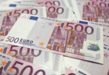 Η ΑΑΔΕ εντόπισε 500.000 ευρώ αδήλωτα μετρητά στο Αεροδρόμιο «Ελευθέριος Βενιζέλος»