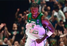 Παναθηναϊκός – Ολυμπιακός 68-58: Έκρηξη Χέιζ-Ντέιβις και στο 1-1 η σειρά των τελικών της GBL