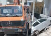 Τροχαίο στην Ηλιούπολη: Νέες εικόνες και μαρτυρίες από το «τρελό» φορτηγό – Αυτοκίνητο «καρφώθηκε» στην είσοδο πολυκατοικίας