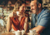 Πώς αλλάζει το dating μετά τα 40 (και γιατί είναι καλύτερο!)