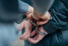 Αίγιο: Συνελήφθη καταζητούμενος από την Ιντερπόλ – Είχε σκοτώσει Έλληνα στην Αυστραλία το 1999