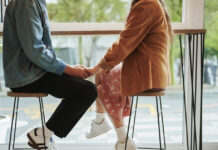 Το dating είναι ήδη αρκετά μπερδεμένο: Πώς η μέθοδος 3-3-3 βάζει τα πράγματα σε τάξη