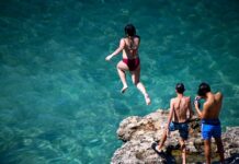Καιρός αύριο: Υψηλές θερμοκρασίες και 8 μποφόρ στο Αιγαίο