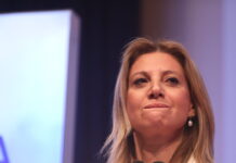 Μαρία Καρυστιανού για ΔΣΑ: «Ακύρωσαν εκδήλωση μετά από παρέμβαση ΠΑΣΟΚ και ΝΔ για κομματικούς λόγους»