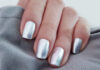 Metallic nails: Το πιο λαμπερό mani trend του καλοκαιριού