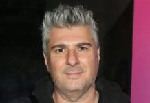 Μωραΐτης για τα σενάρια σύμπραξης Κασσελάκη με το ΠΑΣΟΚ: «Ανήκει στα πολιτικά ασπόνδυλα, θα πήγαινε όπου να ’ναι»