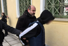 Σέρρες: Ξεκίνησε η δίκη για τον φονικό ξυλοδαρμό του 17χρονου Άγγελου – Απορρίφθηκε το αίτημα της υπεράσπισης για αναβολή