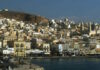Σύρος: Στη φυλακή γνωστός τραγουδιστής για αποπλάνηση ανήλικης – Η πρώτη αντίδραση της οικογένειας της 14χρονης