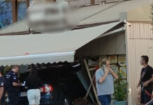 Θεσσαλονίκη: Αυτοκίνητο «καρφώθηκε» σε κατάστημα – Τραυματίστηκαν ελαφρά 2 άτομα