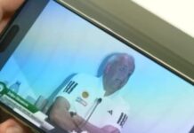 Ο Τριαντάφυλλος Τσάπρας σταμάτησε τις υπογραφές με τον Παναθηναϊκό για να δει την παρουσίαση του Ζέλικο Ομπράντοβιτς