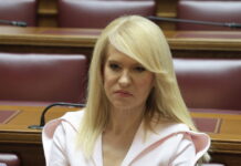 Θεοδώρα Τζάκρη: «Δεν ρωτήθηκα για τη συνέντευξη του Άδωνι Γεωργιάδη στον Στέφανο Κασσελάκη, δεν συμφωνώ»