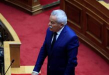 Βουλή: Ορκίστηκε βουλευτής Κορινθίας ο Κωνσταντίνος Κόλλιας στη θέση του Νίκου Ταγαρά