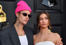 Hailey Bieber: Η ανάρτηση για τα 8 χρόνια από την πρόταση γάμου