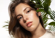 5 tips που εφαρμόζουν οι επαγγελματίες makeup artists για να μη «σπάει» το μακιγιάζ