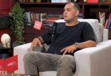 Χρίστος Κούγιας: Η νέα κοινή φωτογραφία με την κούκλα σύντροφό του πάνω σε σκάφος