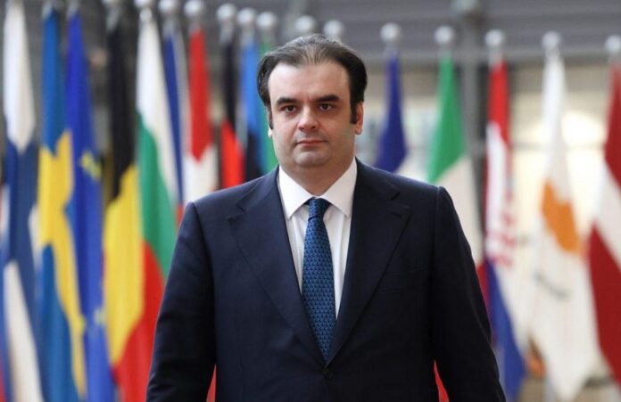 Kyriakos-Pierrakakis-1-2.jpg