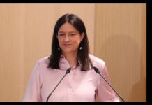 Συντάξεις χηρείας: Αυτές τις αλλαγές φέρνει η νέα ρύθμιση-Όλα όσα είπε η Κεραμέως