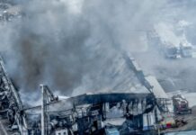Φωτιά στον Ασπρόπυργο: Με εγκαύματα μέχρι και 90% ο 41χρονος και ο 54χρονος που νοσηλεύονται στο ΚΑΤ