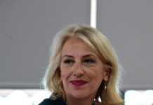 Ο ΣΥΡΙΖΑ γυρίζει σελίδα και περνά στην αντεπίθεση με αιχμή τη Novartis