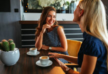 Συζήτηση: Τα 8 λάθη που κάνουμε όταν κουβεντιάζουμε