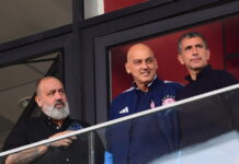 Καραπαπάς: «Ο Μεντιλίμπαρ δεν ήθελε Λιβάκοβιτς και Όσο, θα πάρουμε τερματοφύλακα και 8άρι»