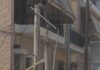 Ίλιον: Φορτηγό έπεσε σε κολώνα και την «έκοψε» στη μέση – Κλειστή η οδός Δεσποτάτου Μυστρά