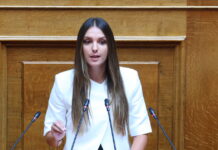 Η Μυρτώ Κοροβέση αποχώρησε από τους Δημοκράτες και ανεξαρτοποιήθηκε