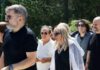 Το τελευταίο «αντίο» στην Τζένη Ζαχαροπούλου – Συγκίνηση στην κηδεία της αγαπημένης ηθοποιού