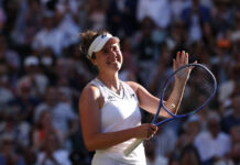 Νέα «βασίλισσα» του Wimbledon η Νόσκοβα: Νίκησε 2-1 την Μούχοβα και κατέκτησε τον τίτλο