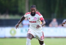 Άγιαξ – Ολυμπιακός 1-0: Έχασαν τις ευκαιρίες οι ερυθρόλευκοι και γνώρισαν την πρώτη τους ήττα στα φιλικά προετοιμασίας