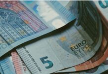 e-ΕΦΚΑ και ΔΥΠΑ: Ποιοι πληρώνονται σήμερα