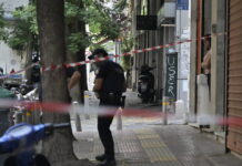 Σταύρος Γεωργίου: «Σχεδίαζε να πάει διακοπές με τις κόρες του στο Καρπενήσι» λέει με λυγμούς πελάτισσά του