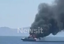 Βουλιαγμένη: Φωτιά και πυκνοί καπνοί σε ταχύπλοο με 4 επιβαίνοντες – Μεταφέρθηκαν με ασφάλεια σε ιστιοφόρο