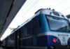 Φωτιά σε βαγόνι τρένου που ακινητοποιήθηκε στη Λάρισα, πολύωρη ταλαιπωρία για τους επιβάτες