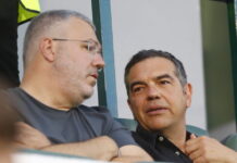 Ο Αλέξης Τσίπρας δεν χάνει αγώνα του Παναθηναϊκού: Στη Λεωφόρο για το φιλικό με την Γκρασχόπερς
