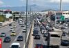 Πόσο χρόνο περνούν οι Έλληνες πίσω από ένα τιμόνι;