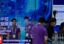Η Apple εκπαιδεύει το δικό της μοντέλο AI ειδικά σχεδιασμένο για την Κίνα – Τι σηματοδοτεί