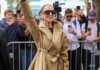 H Celine Dion έκανε την πρώτη της δημόσια εμφάνιση στο Παρίσι μετά από δύο χρόνια