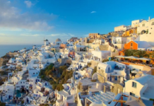 Ακίνητα: Πώς η Αντίπαρος έγινε πιο ακριβή από τη Μύκονο