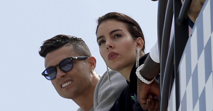 cristiano-ronaldo-georgina-rodriguez-ap-1200x630.jpg